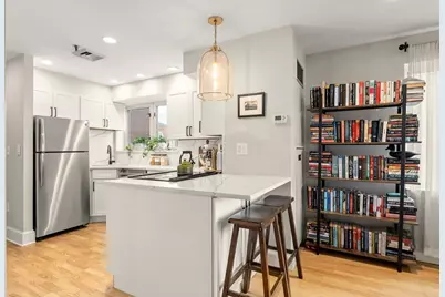 350 North St #200, Boston, MA 02113 - Photo 12