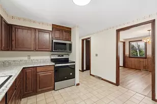 34 Sherwood Dr, Belchertown, MA 01007 - Photo 14