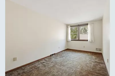 34 Sherwood Dr, Belchertown, MA 01007 - Photo 20