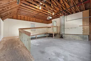 34 Sherwood Dr, Belchertown, MA 01007 - Photo 28