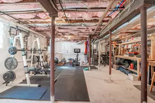 3 Rosemere Ct, Boston, MA 02131 - Photo 20