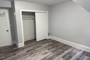 21 Essex St, Saugus, MA 01906 - Photo 4