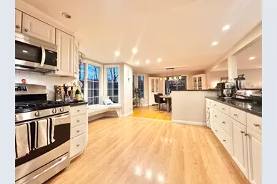 11 Tophet Road, Lynnfield, MA 01940 - Photo 2