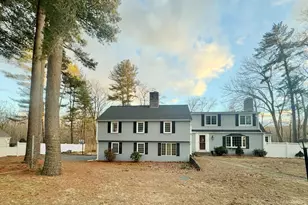 11 Tophet Rd, Lynnfield, MA 01940 - Photo 1