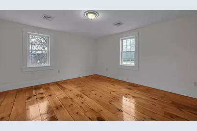 22 School St #1, Southbridge, MA 01550 - Photo 14