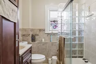 15 Waverly Ave, Everett, MA 02149 - Photo 22