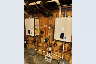 15 Waverly Ave, Everett, MA 02149 - Photo 4