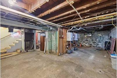 15 Waverly Ave, Everett, MA 02149 - Photo 32