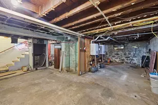 15 Waverly Ave, Everett, MA 02149 - Photo 32