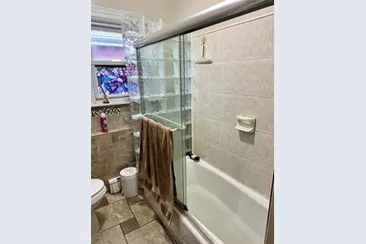 15 Waverly Ave, Everett, MA 02149 - Photo 8