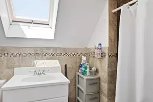 15 Waverly Ave, Everett, MA 02149 - Photo 20