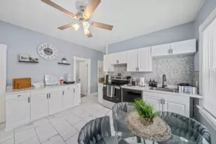 13 Regent Ave, Providence, RI 02908 - Photo 1