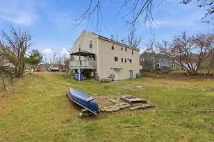 7 Webster St, Douglas, MA 01516 - Photo 20