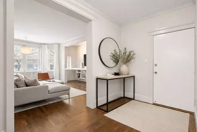 1407 Beacon St #4, Brookline, MA 02446 - Photo 4