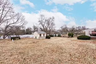 51 Pincushion Rd, Framingham, MA 01702 - Photo 30