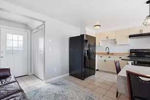 256 Broadway, Taunton, MA 02780 - Photo 20