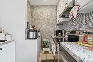 256 Broadway, Taunton, MA 02780 - Photo 14