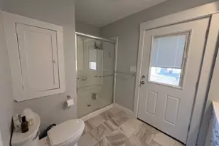 11 Broadway St, Beverly, MA 01915 - Photo 8