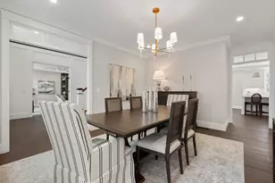 17 Wyndemere Ln, Natick, MA 01760 - Photo 2
