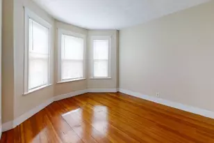 33 Bellingham St, Chelsea, MA 02150 - Photo 14