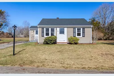 14 Sharon Dr, Falmouth, MA 02536 - Photo 32