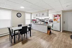 61 Cohasset St, Worcester, MA 01604 - Photo 6