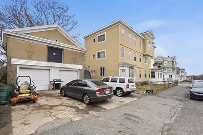 61 Cohasset St, Worcester, MA 01604 - Photo 2