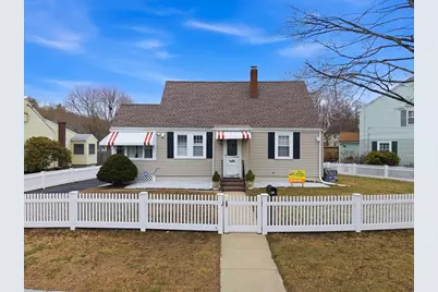 22 Black Rock, Melrose, MA 02176 - Photo 2