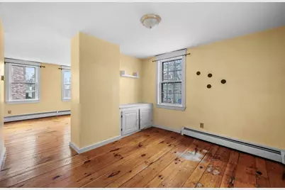 54 Rowland St, Marblehead, MA 01945 - Photo 12