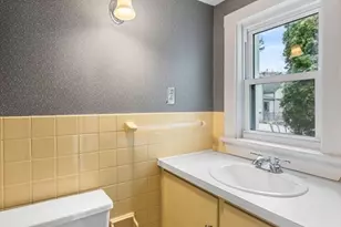 54 Rowland St, Marblehead, MA 01945 - Photo 16