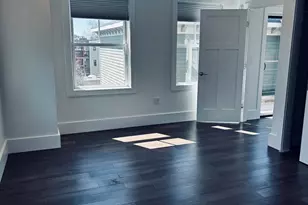 10 Spring Garden St, Boston, MA 02125 - Photo 12