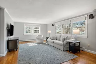 1 Lancaster Pl, Andover, MA 01810 - Photo 16