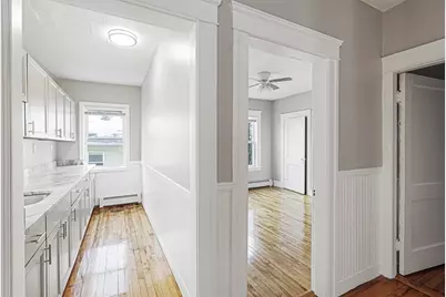 10 Ellsworth St, Worcester, MA 01610 - Photo 32