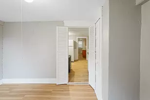 10 Ellsworth St, Worcester, MA 01610 - Photo 16