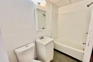 650 High St, Holyoke, MA 01040 - Photo 6