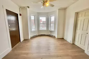 650 High St, Holyoke, MA 01040 - Photo 2