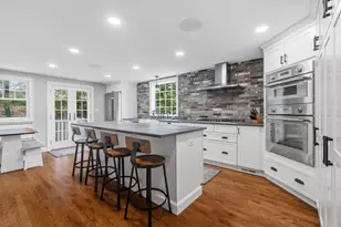 69 Jennings Rd, Waltham, MA 02451 - Photo 2