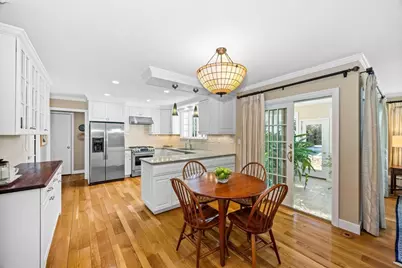 23 Parkwood Dr, Milton, MA 02186 - Photo 8