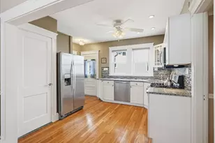 44 Armory St, Quincy, MA 02169 - Photo 10