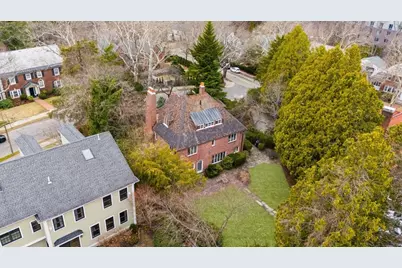 8 Penniman Road, Brookline, MA 02445 - Photo 28