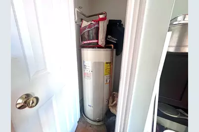 16 Merrimack St #4A, Lowell, MA 01852 - Photo 16