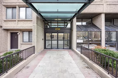 1731 Beacon Street #203, Brookline, MA 02445 - Photo 2