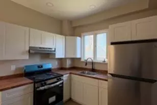 435 Stetson, Fall River, MA 02720 - Photo 2