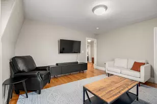 28 Franklin St, Watertown, MA 02472 - Photo 4