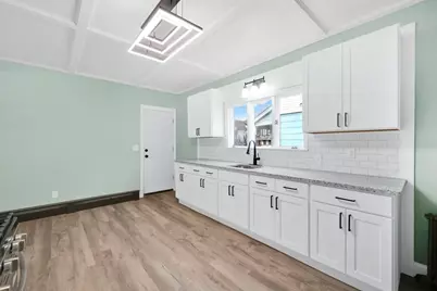 85 Grand St, Springfield, MA 01108 - Photo 2