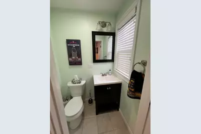 33 Wisconsin Ave #33, Somerville, MA 02145 - Photo 16