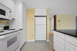 53 Warren St, Newburyport, MA 01950 - Photo 8