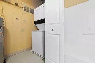 53 Warren St, Newburyport, MA 01950 - Photo 28