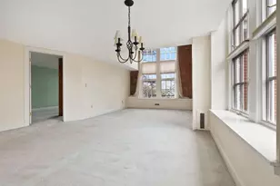 53 Warren St, Newburyport, MA 01950 - Photo 12