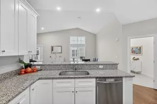 10 Logan's Run, Millbury, MA 01527 - Photo 18